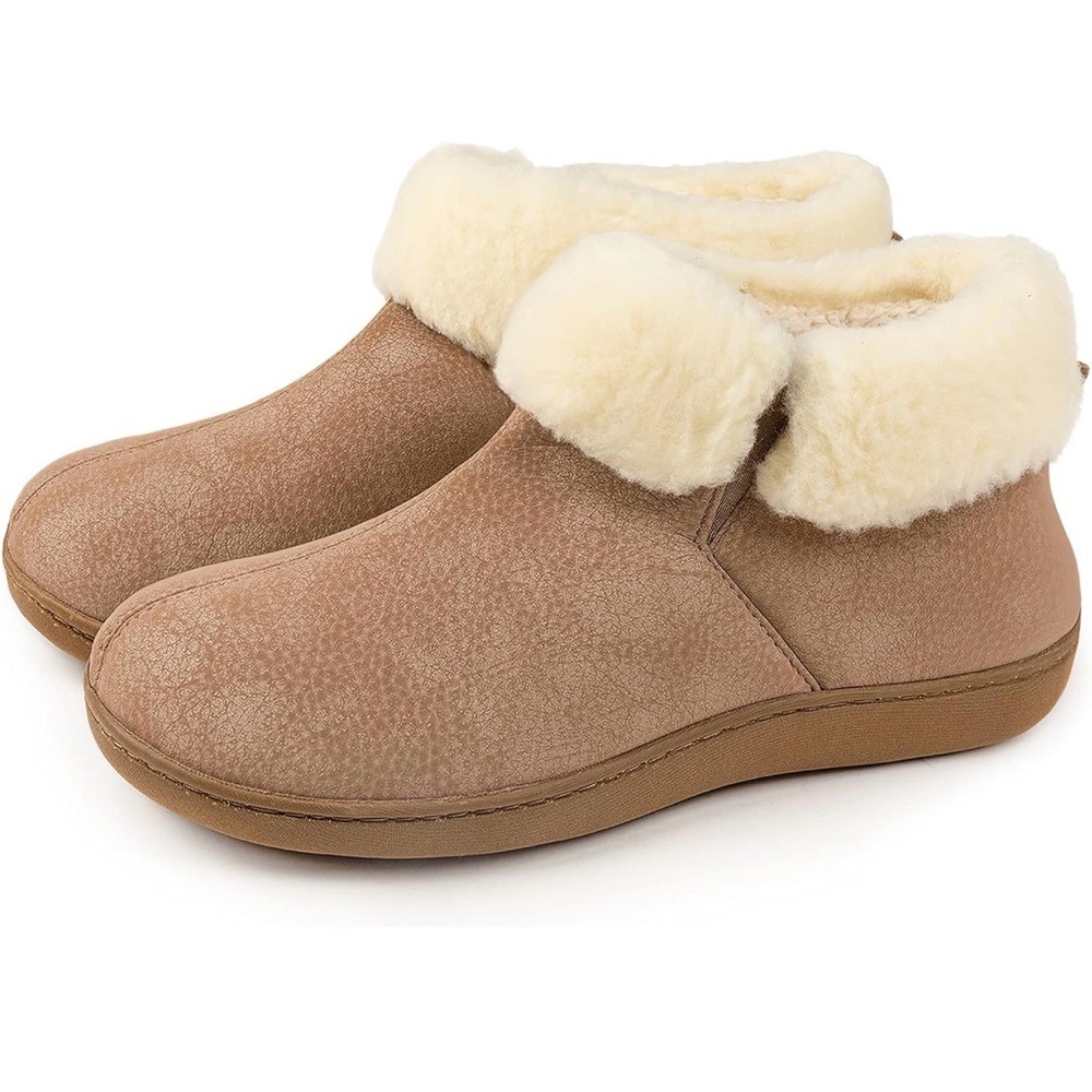 Women’s Faux Fur Boots
